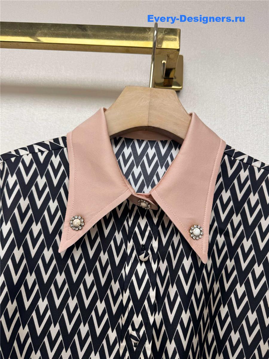 Va1e*ntin0 garavani toute la v silk shirt