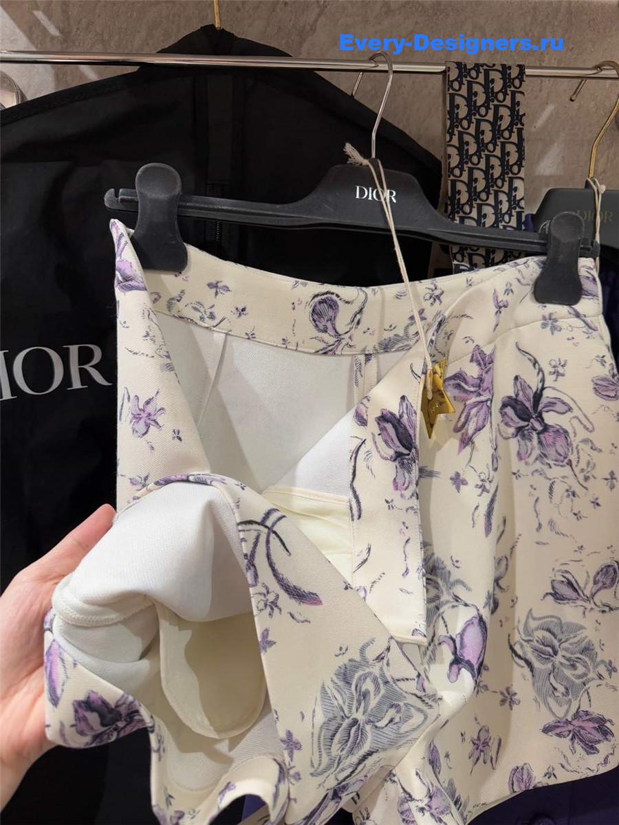 D10r cd silk wool print shorts