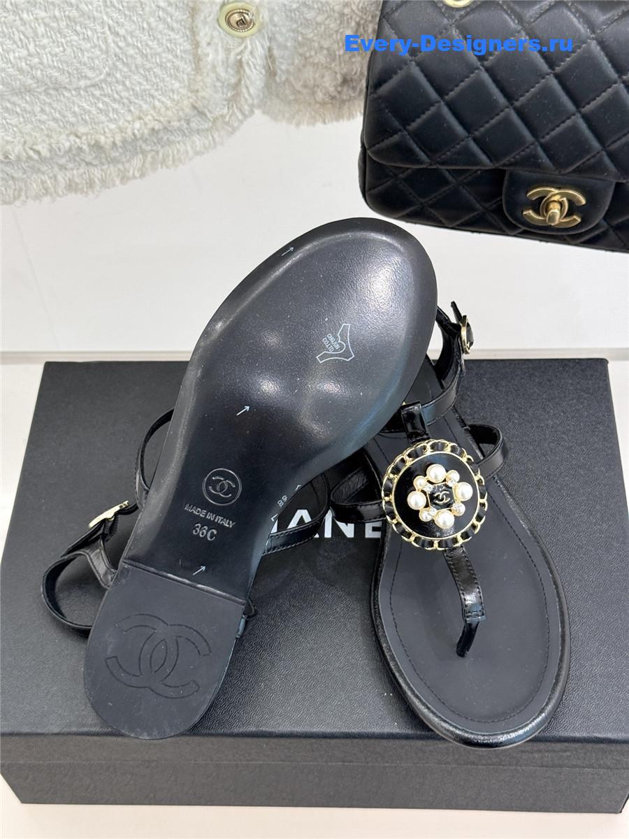 Ch**el camellia pearl black flip flops
