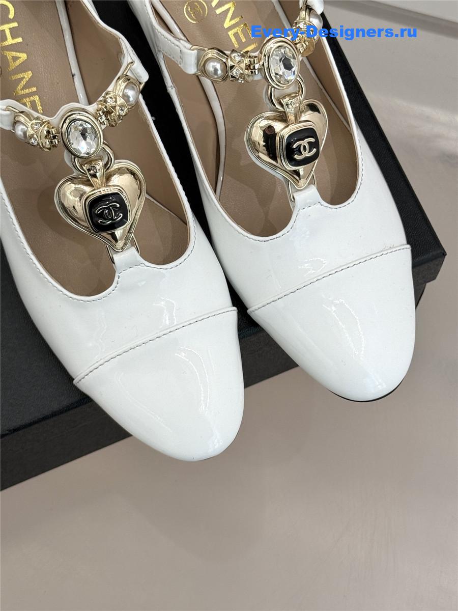 Ch**el chunky heels mary jane pumps white