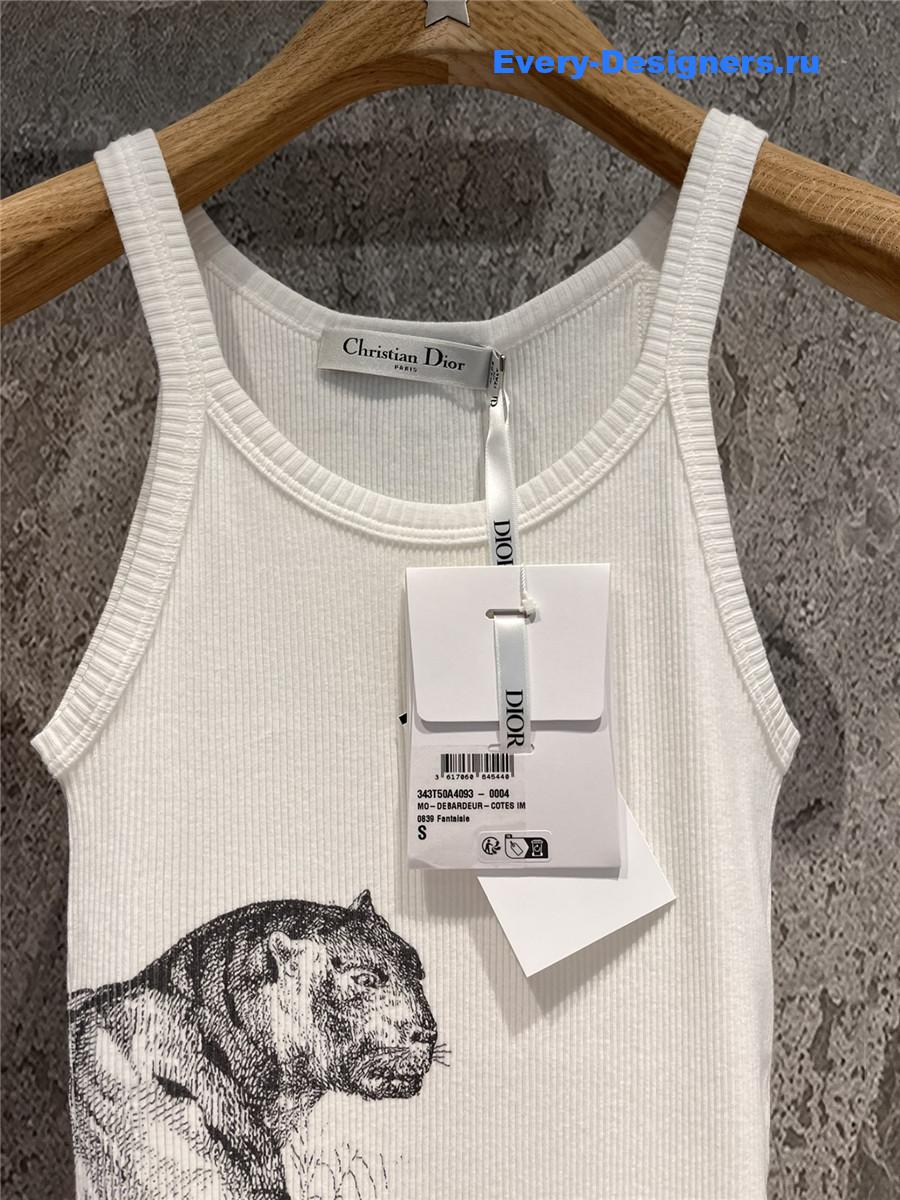 D10r white tiger print vest