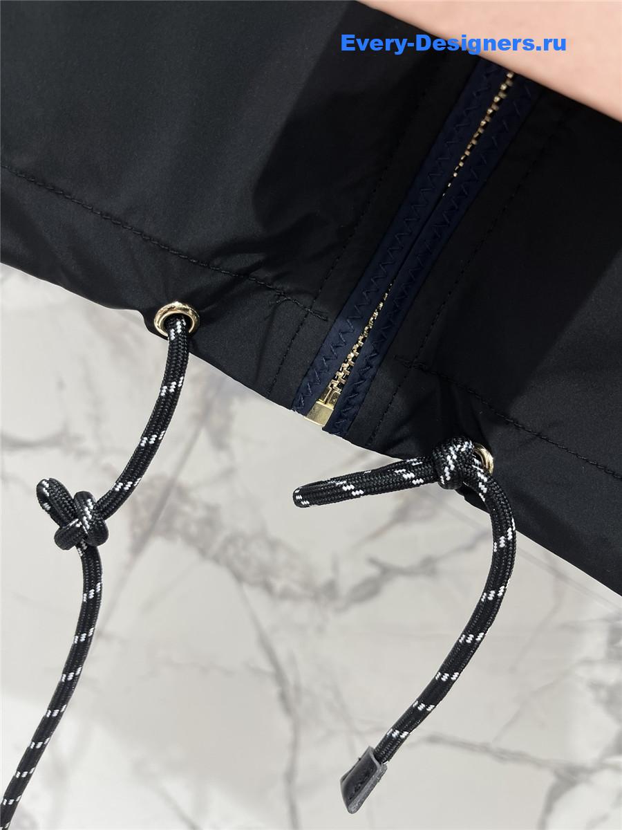 Miu Miu Logo-Print Crop Top Black
