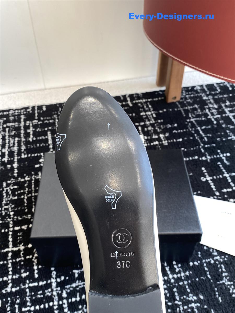 Ch**el cc embroidered ballet flats