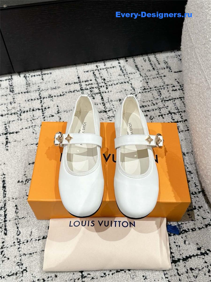 l0vis Vvtt0n romy flat ballerina white