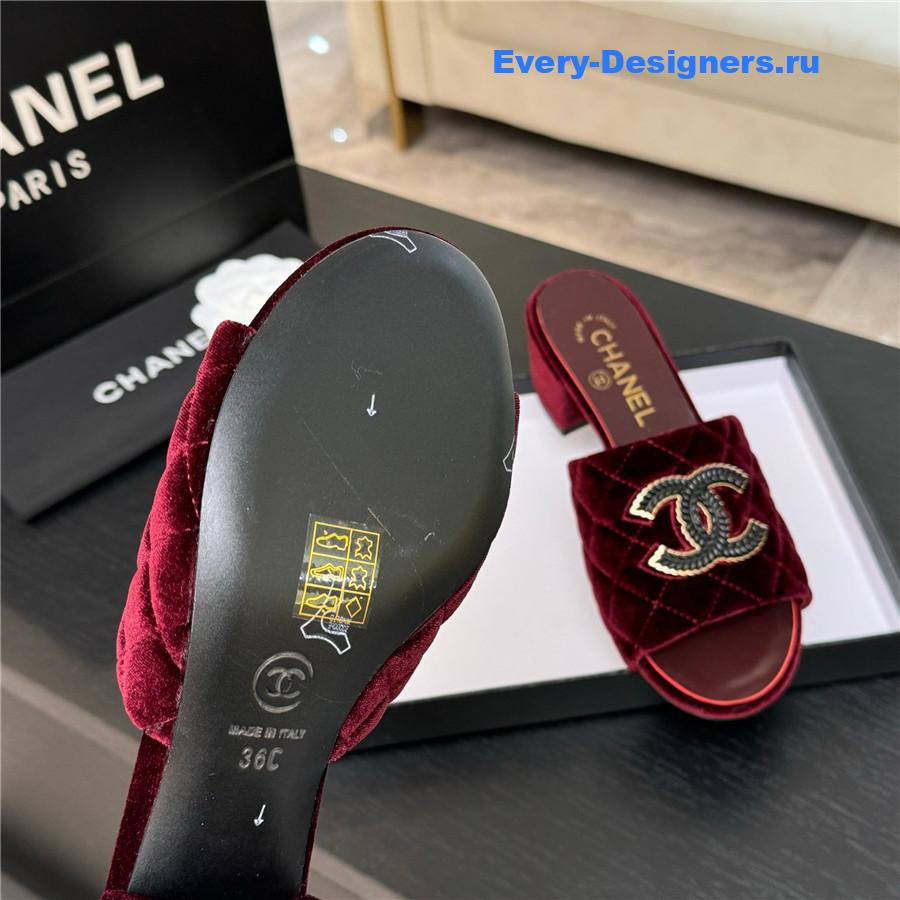 ch**el cc D1am0nd heel slippers