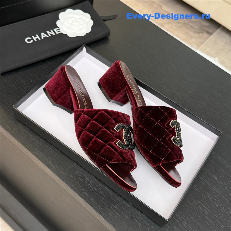 ch**el cc D1am0nd heel slippers
