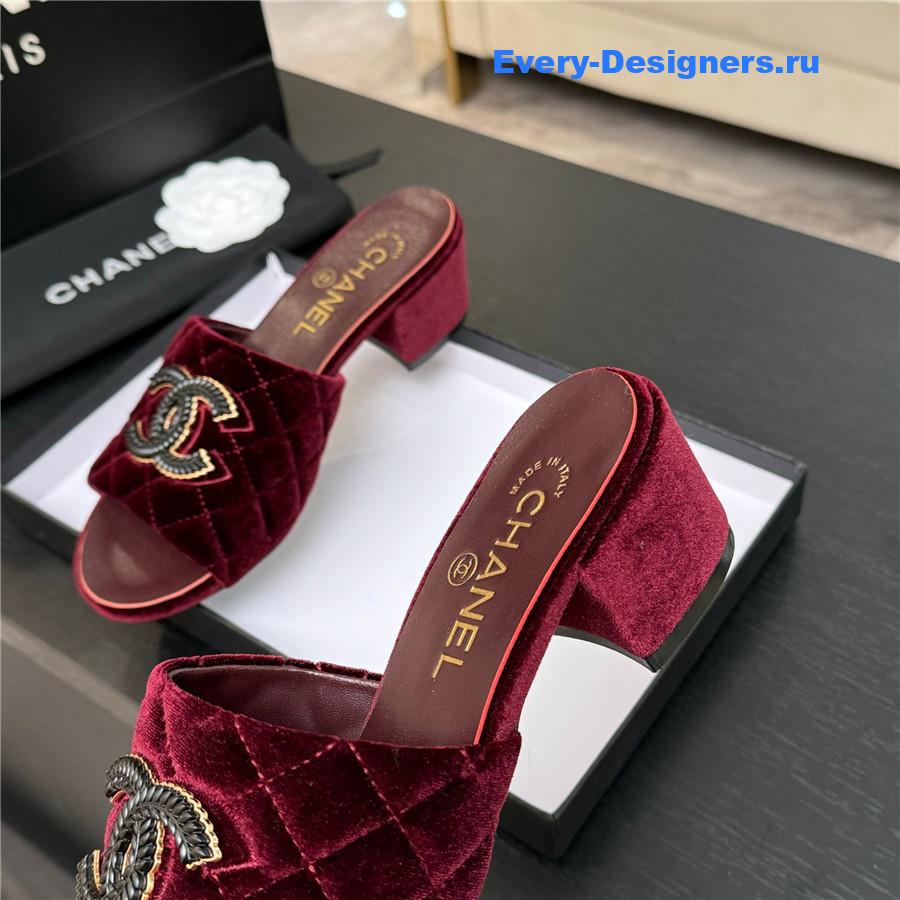 ch**el cc D1am0nd heel slippers