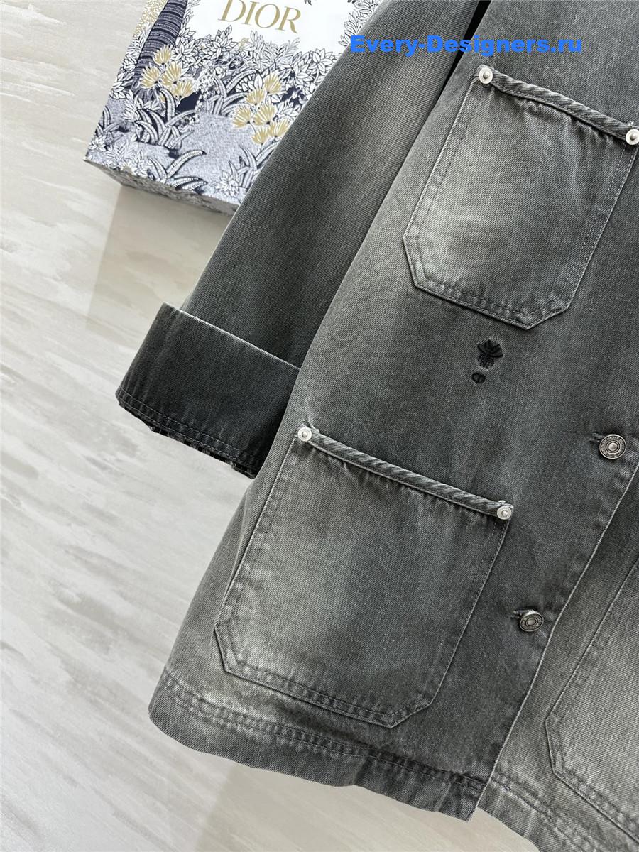 D10r grey distressed denim jacket