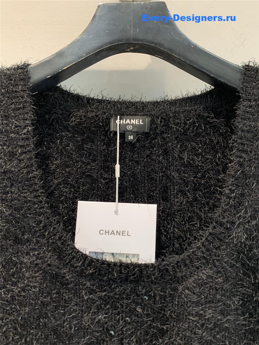 Ch**el black feather cashmere vest