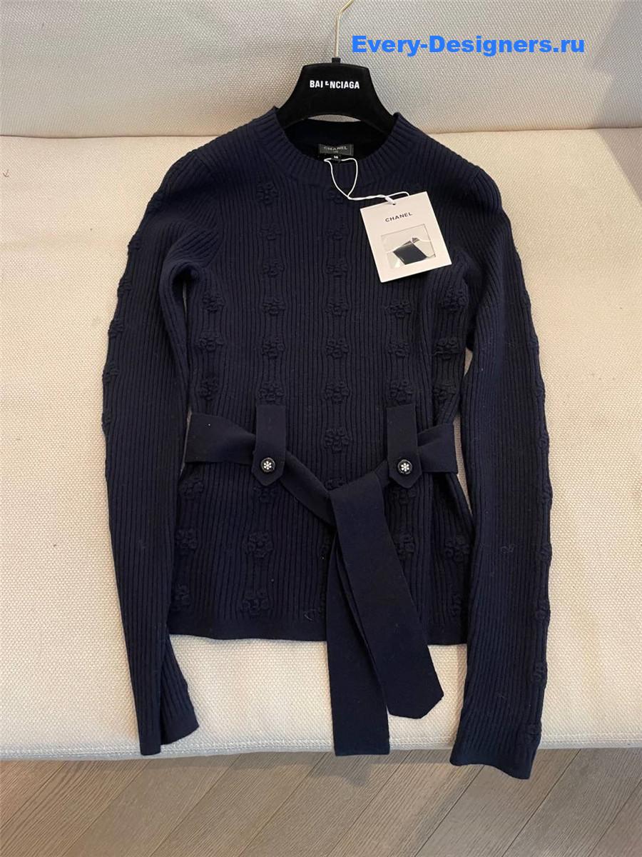 Ch**el black knitted sweater