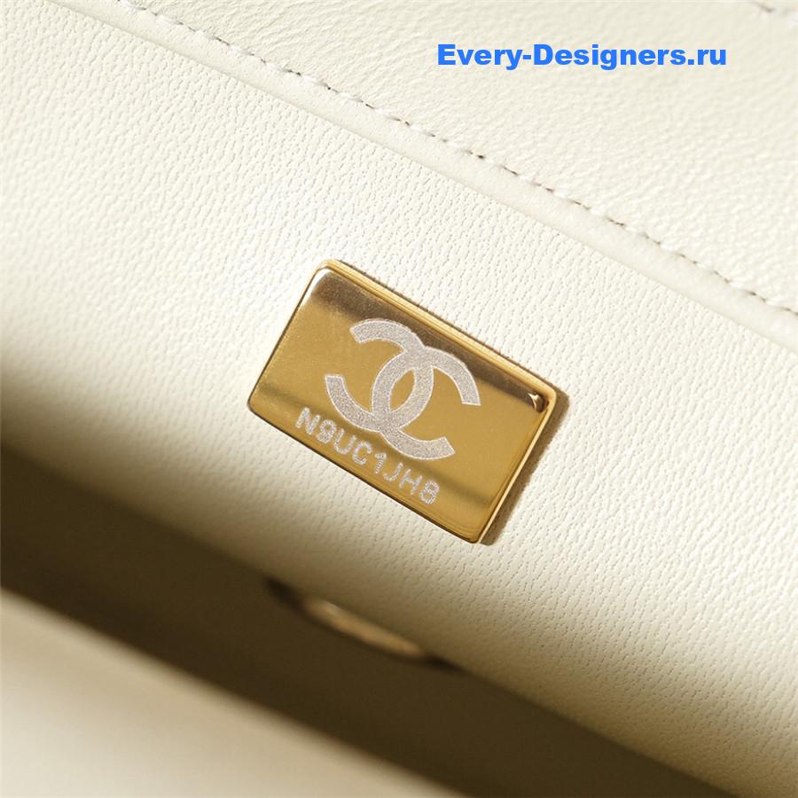 Ch**el tweed sequined cf bag white