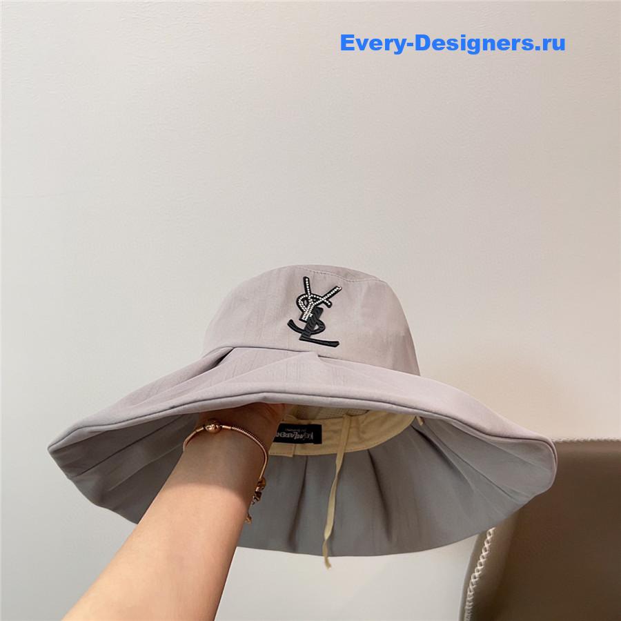 Sa1nt Lau*nt bucket hat for women