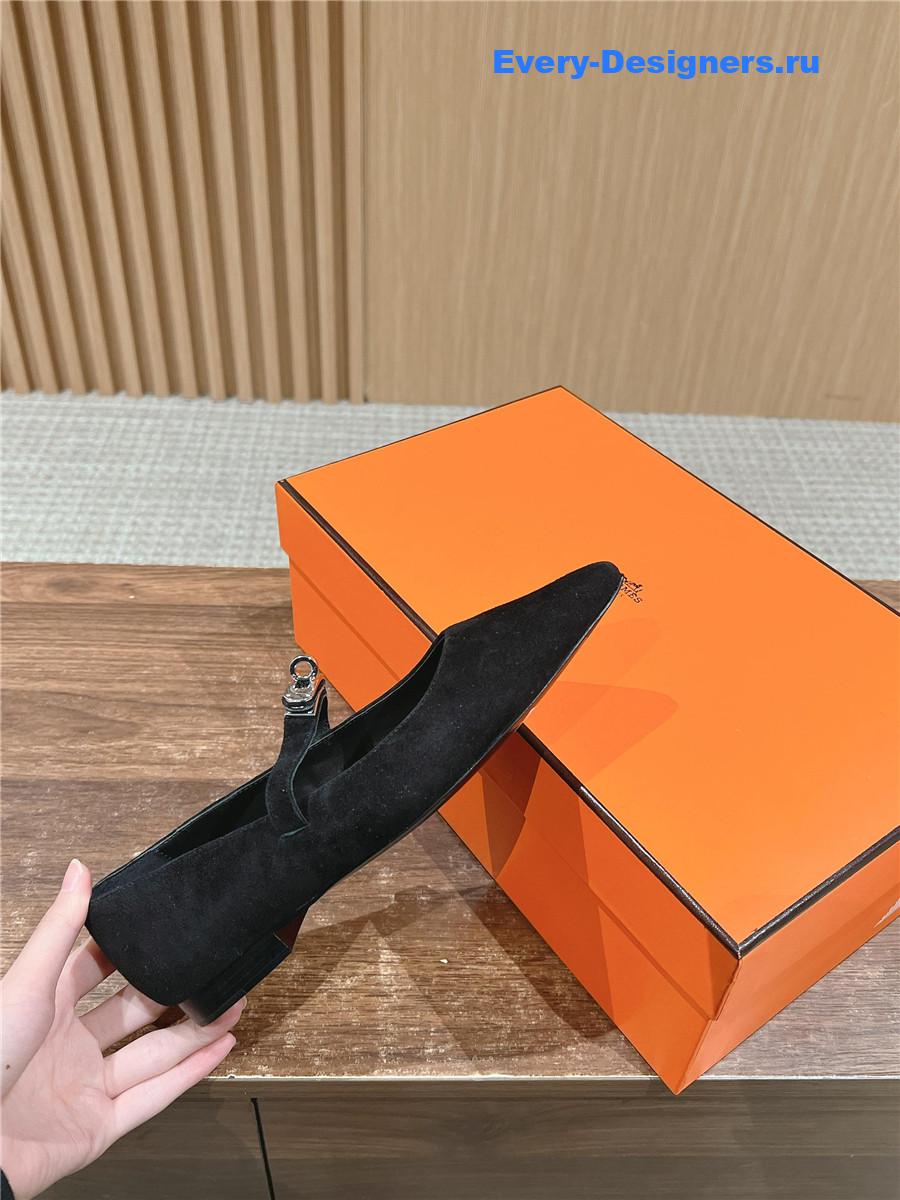 H**me5 black suede ballet flats for women