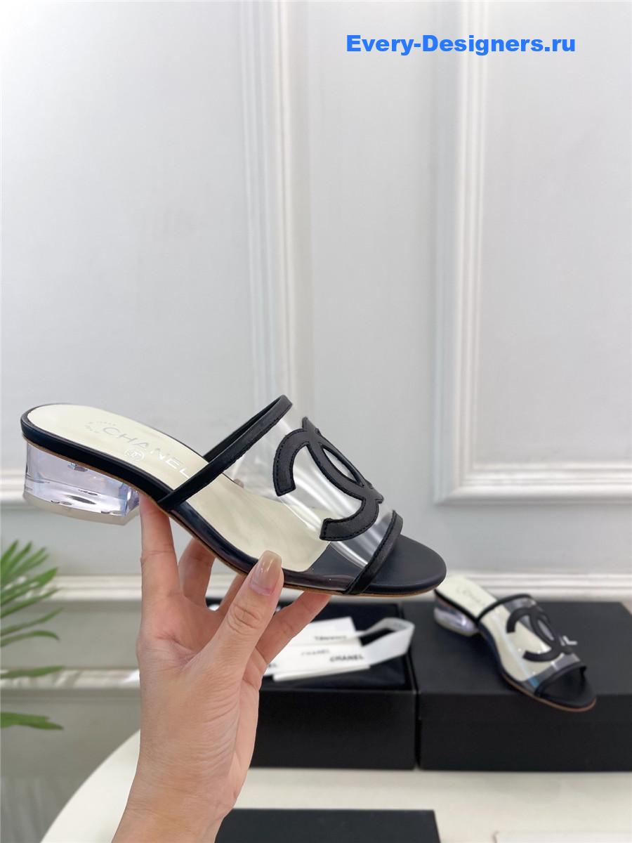 Ch**el black pvc patent leather cc slides