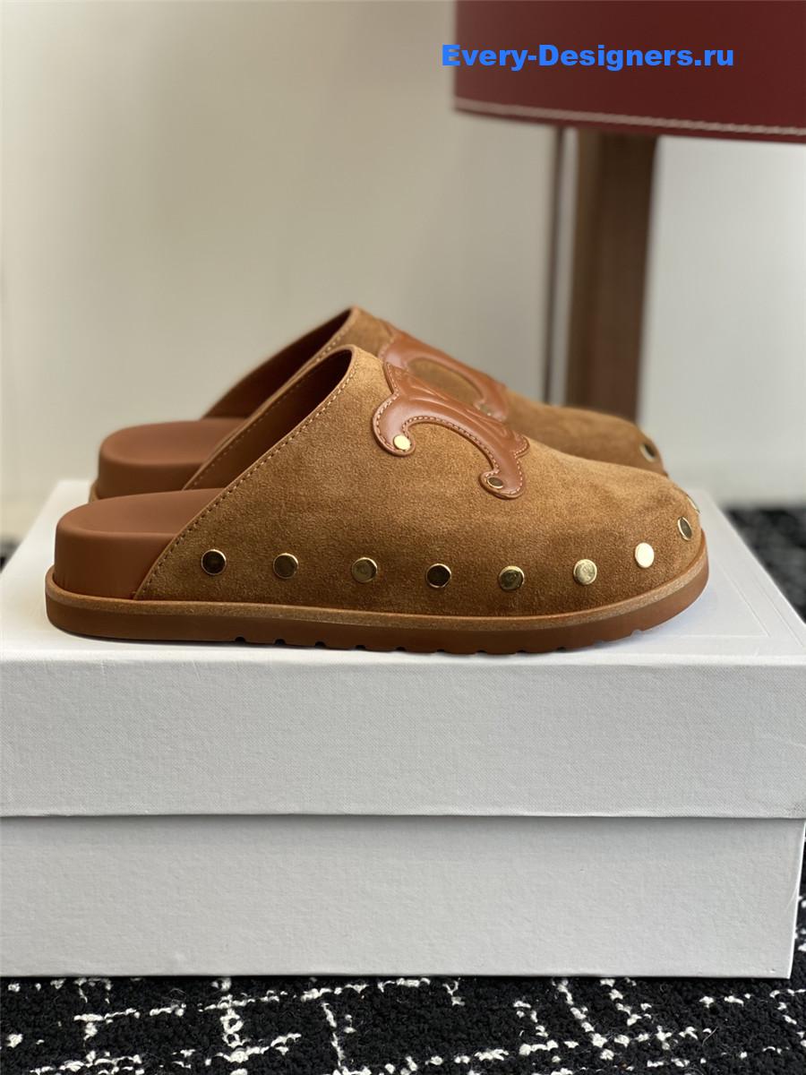 Ce1i*e brown suede pitea clogs