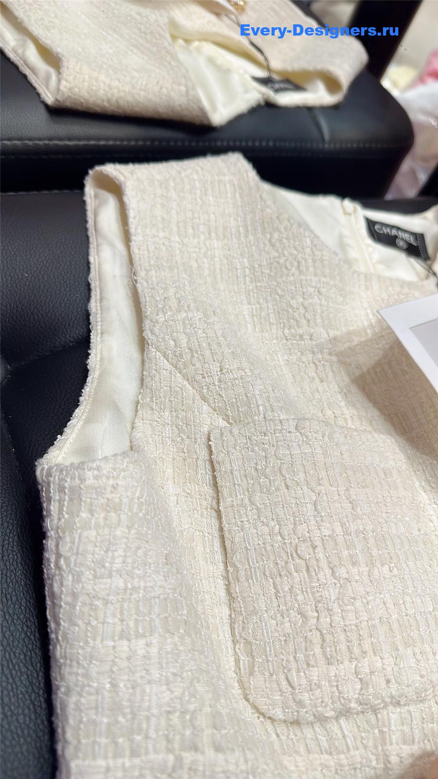 Ch**el sleeveless tweed dress
