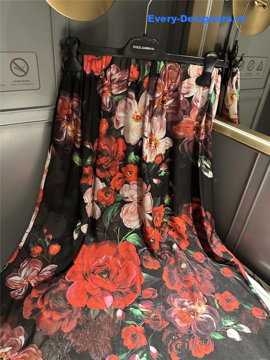 Dolce & Gabbana Rose Skirt