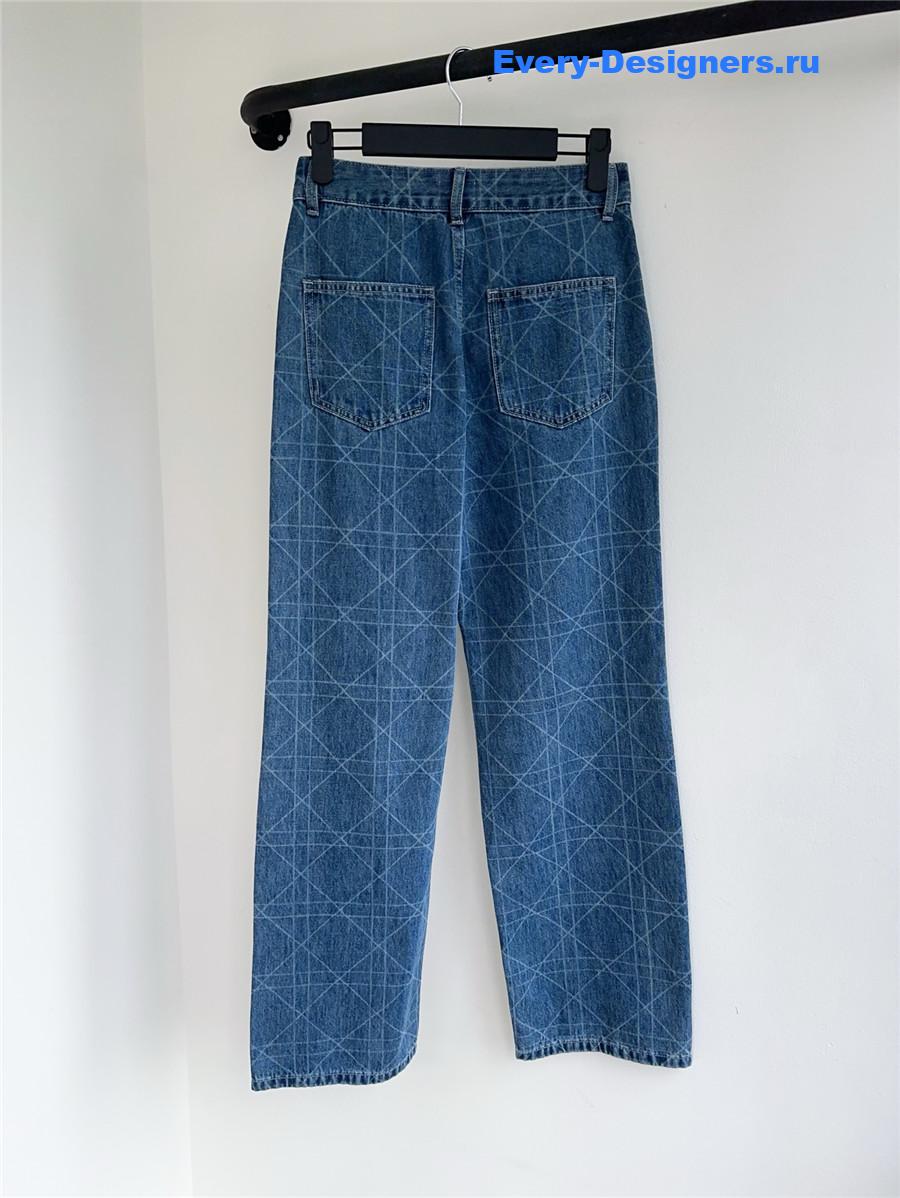 D10r blue bee embroidered jeans