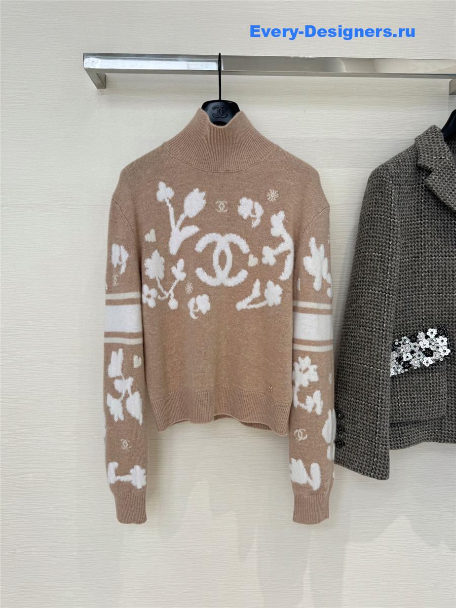 Ch**el beige cashmere turtleneck sweater pullover