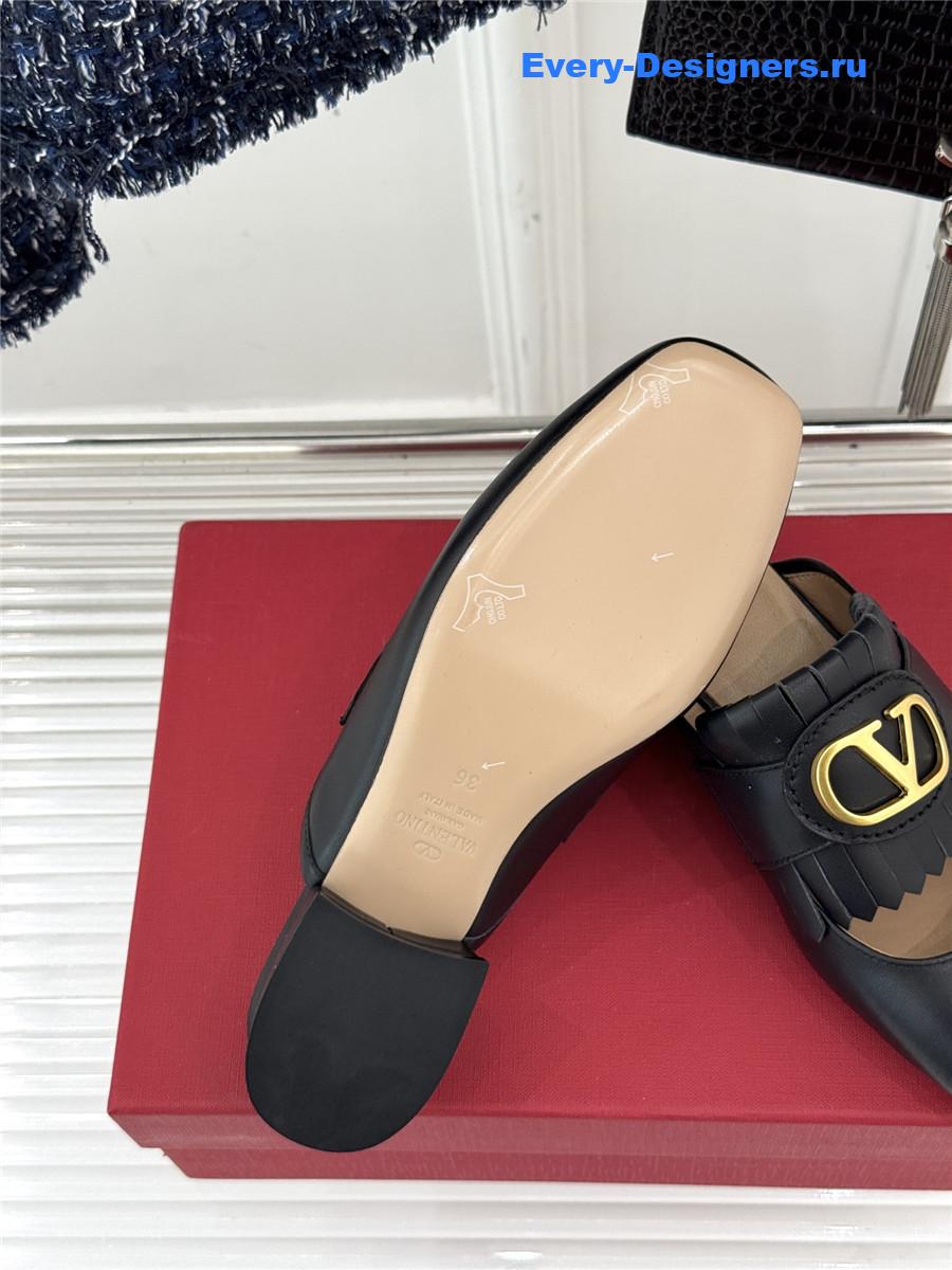 Va1e*ntin0 black vlogo mules