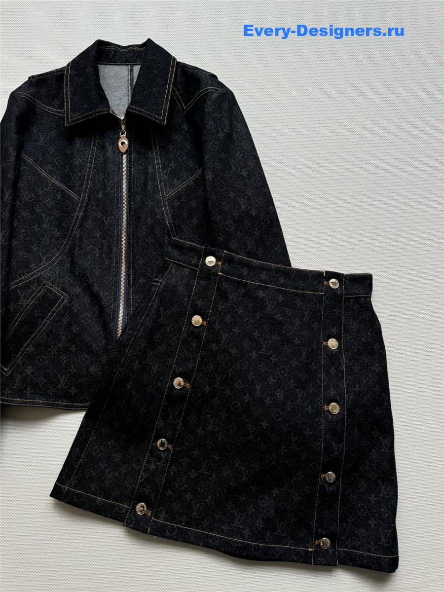 l0vis Vvtt0n monogram denim mini skirt
