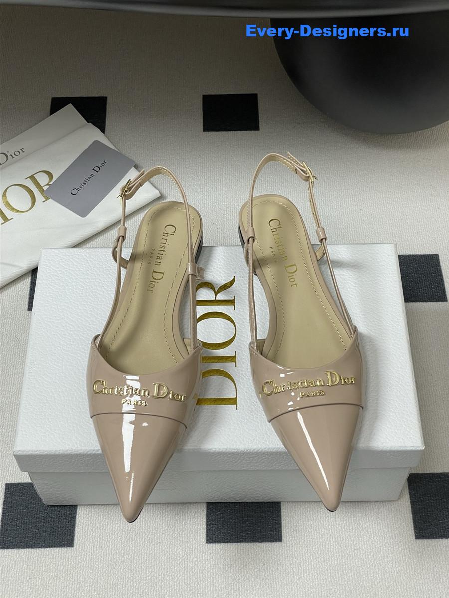 D10r beige slingback flats