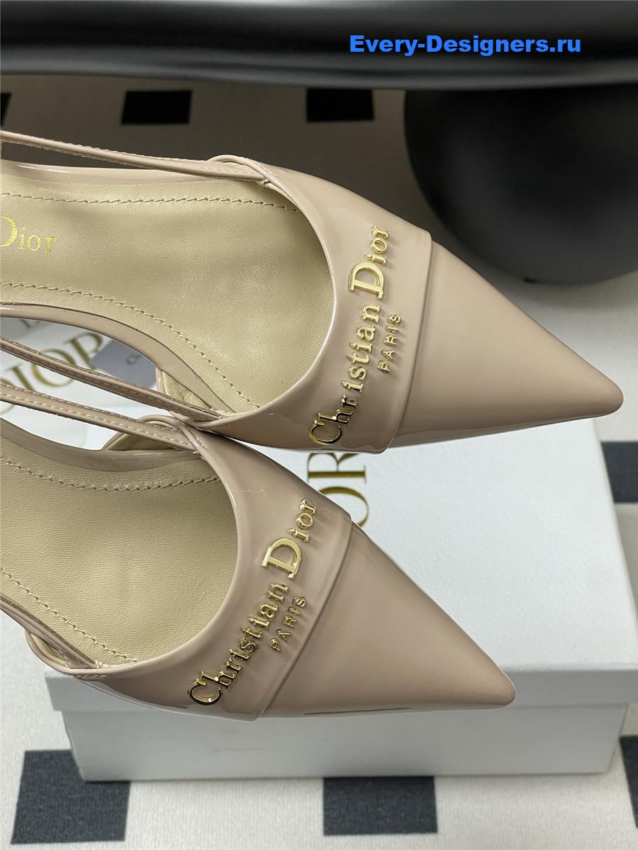 D10r beige slingback flats