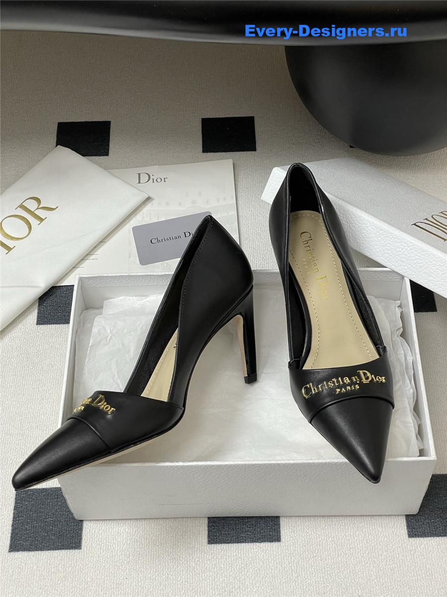 D10r black calfskin pumps
