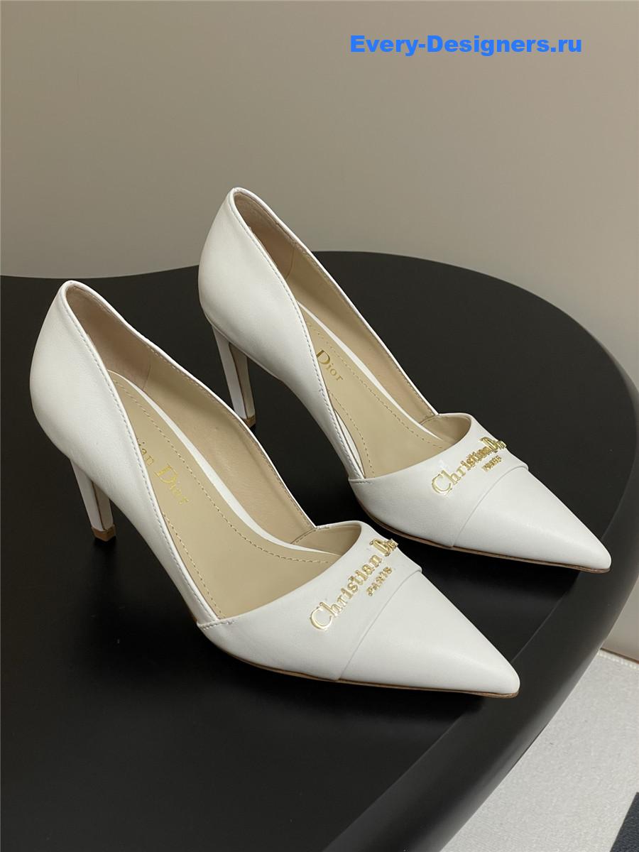 D10r white calfskin pumps