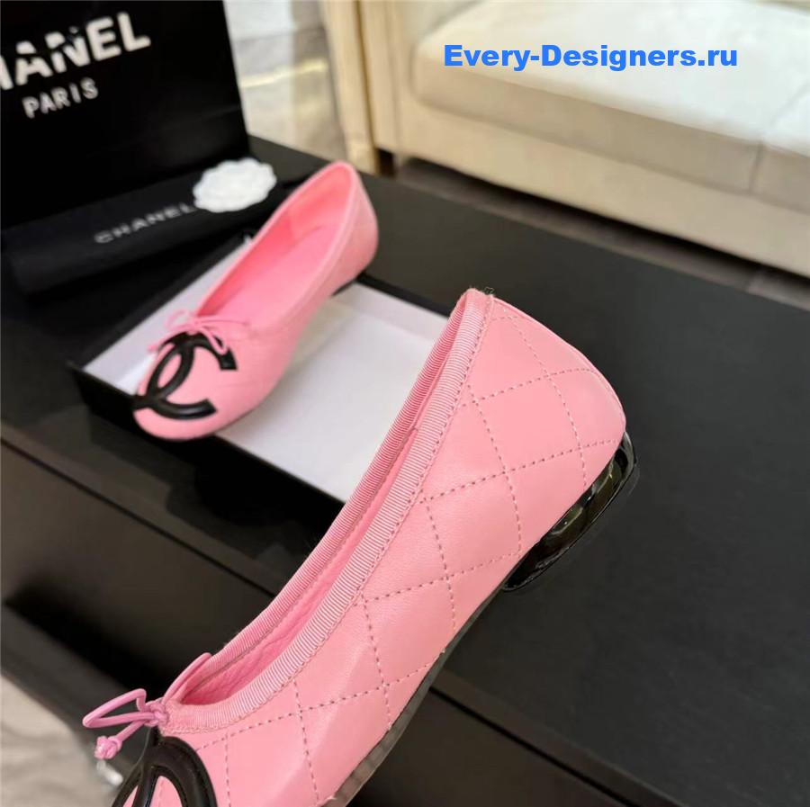Ch**el cc logo ballet flats in pink