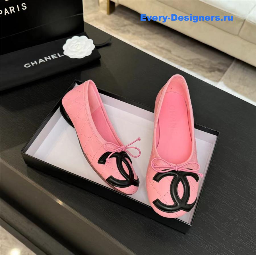 Ch**el cc logo ballet flats in pink