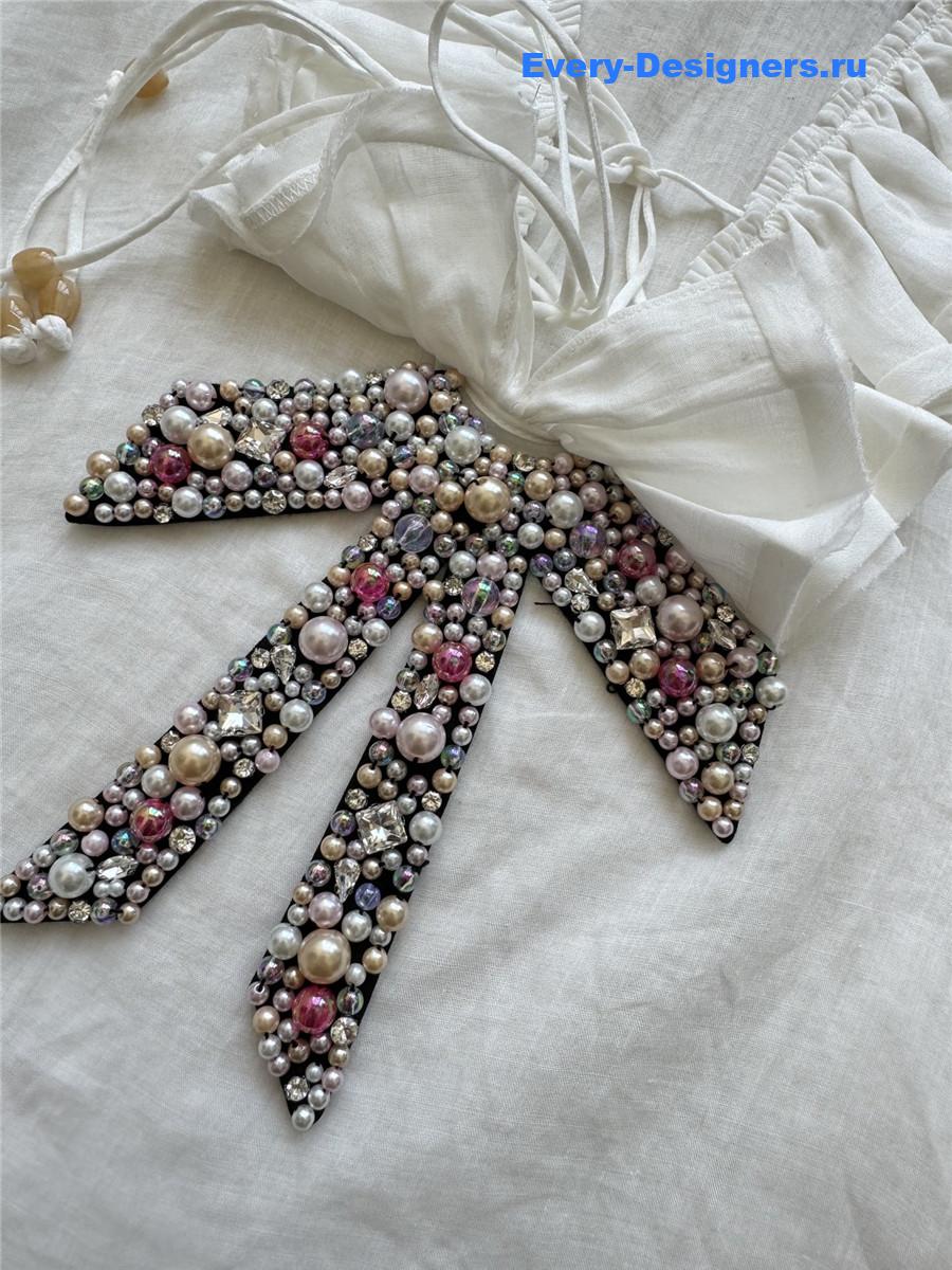 Ch**el beaded bow v-neck top