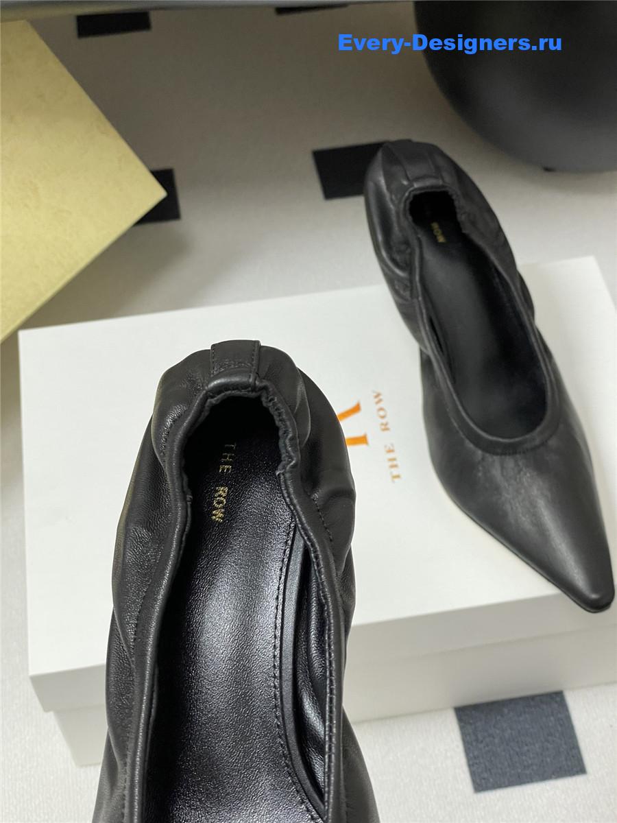 The R0w liisa black leather pumps