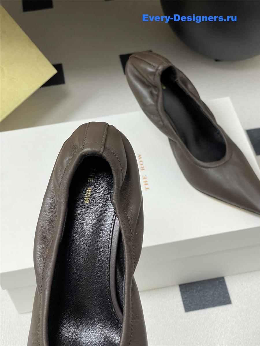 The R0w liisa brown leather pumps