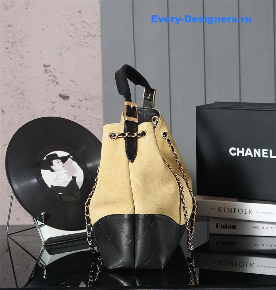 Ch**el brown cc logo shopping bag