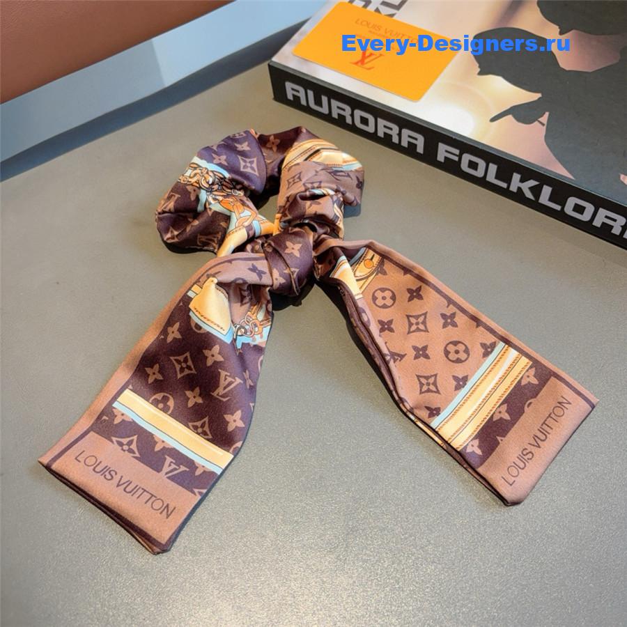 l0vis Vvtt0n brown letter ribbon hair tie