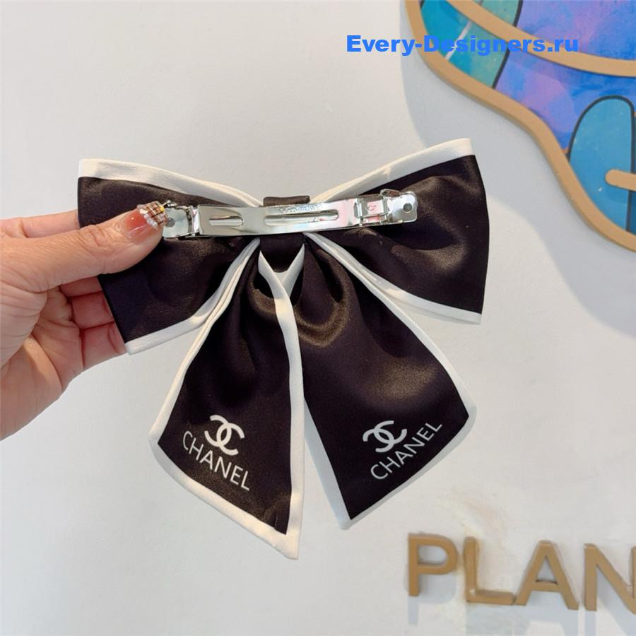 Ch**el logo bow hair tie