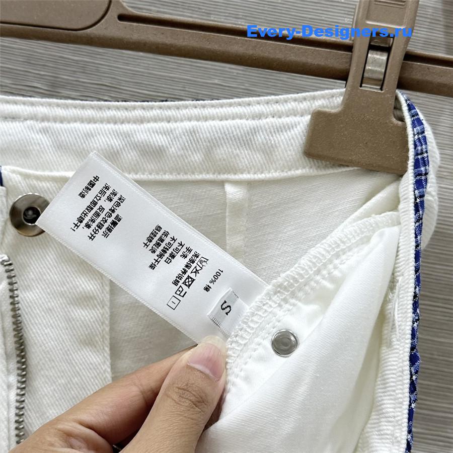 Miu Miu White Jeans with Logo Appliqué