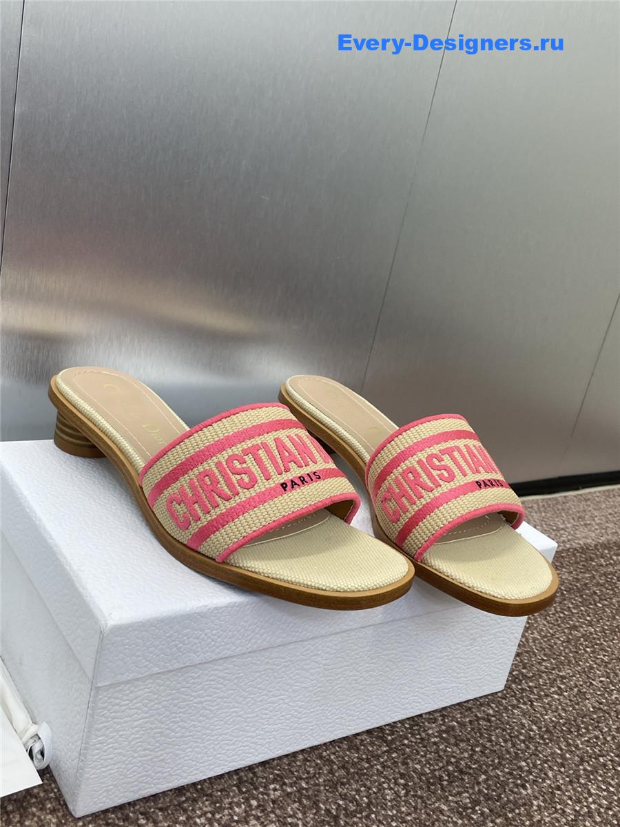 D10r pink dway slides