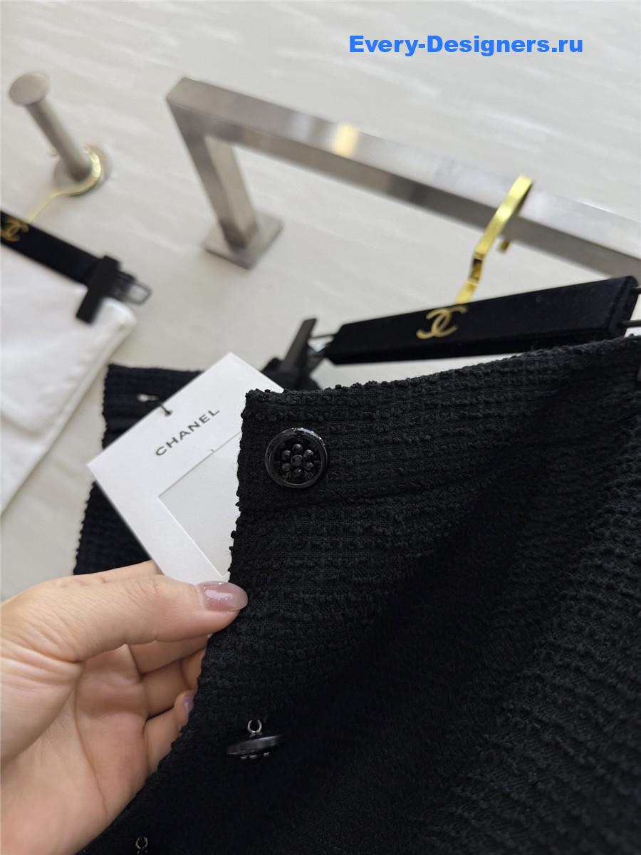 Ch**el black waffle jacquard skirt