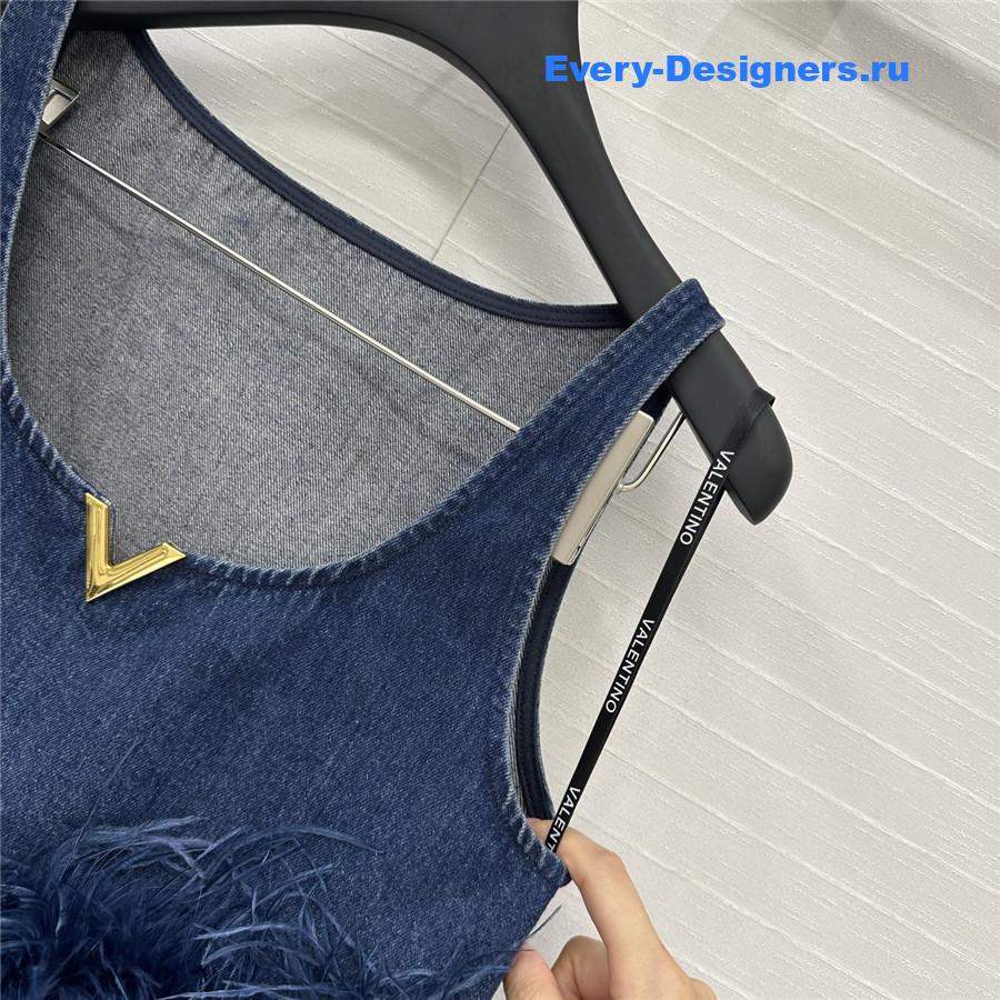 Va1e*ntin0 garavani feather-trim denim crop top