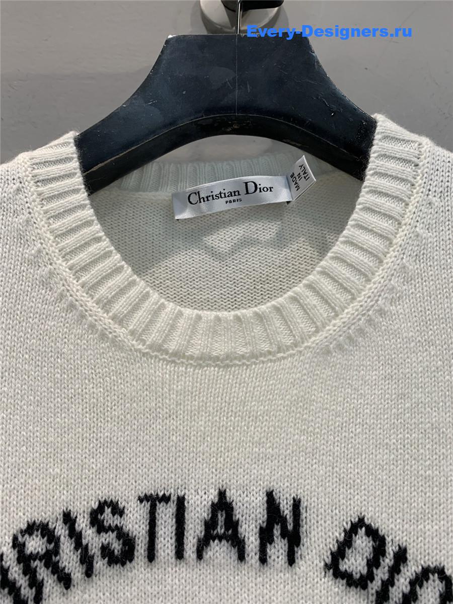D10r white cashmere sweater