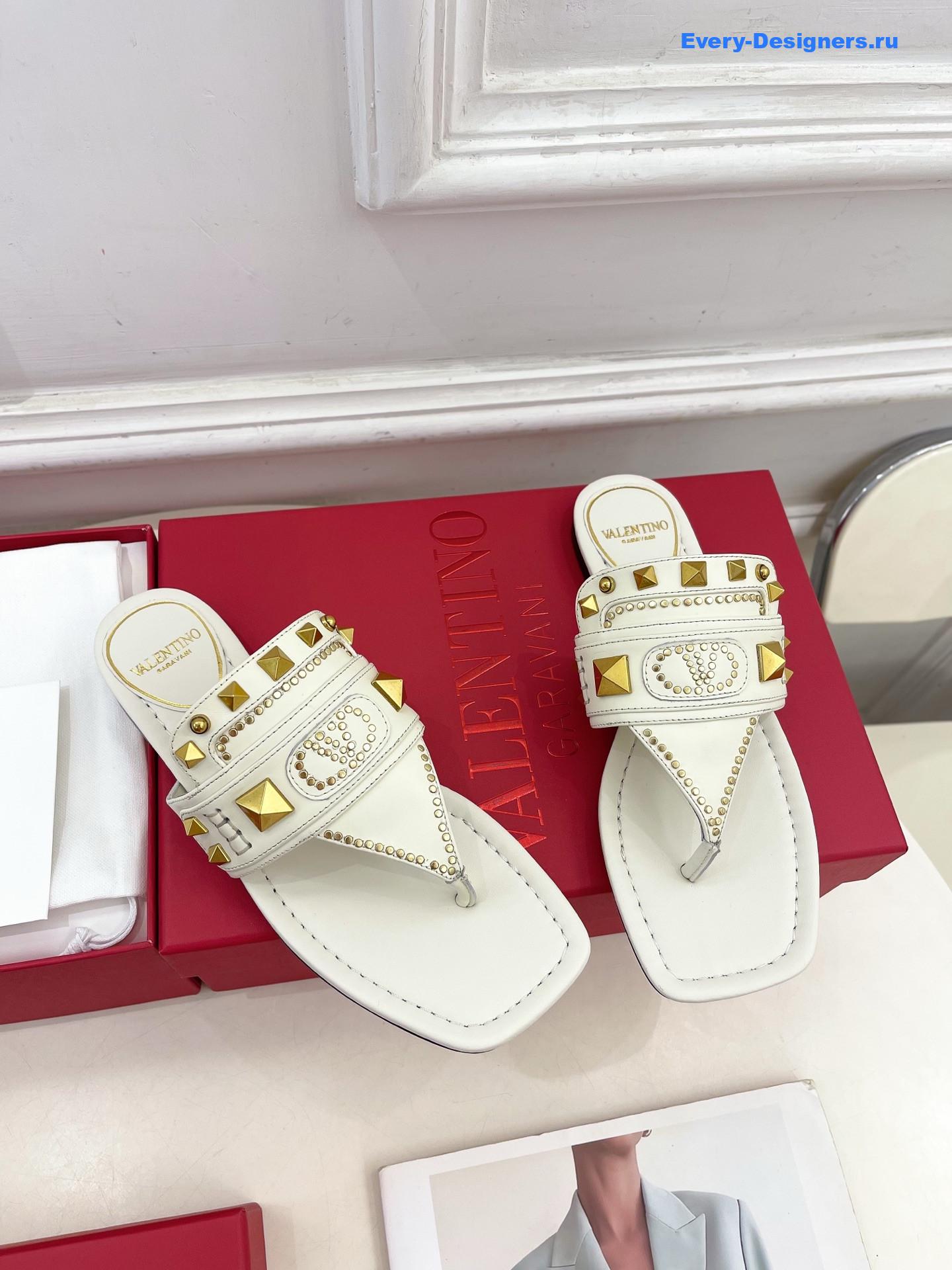 Va1e*ntin0 plaster caster sandals white