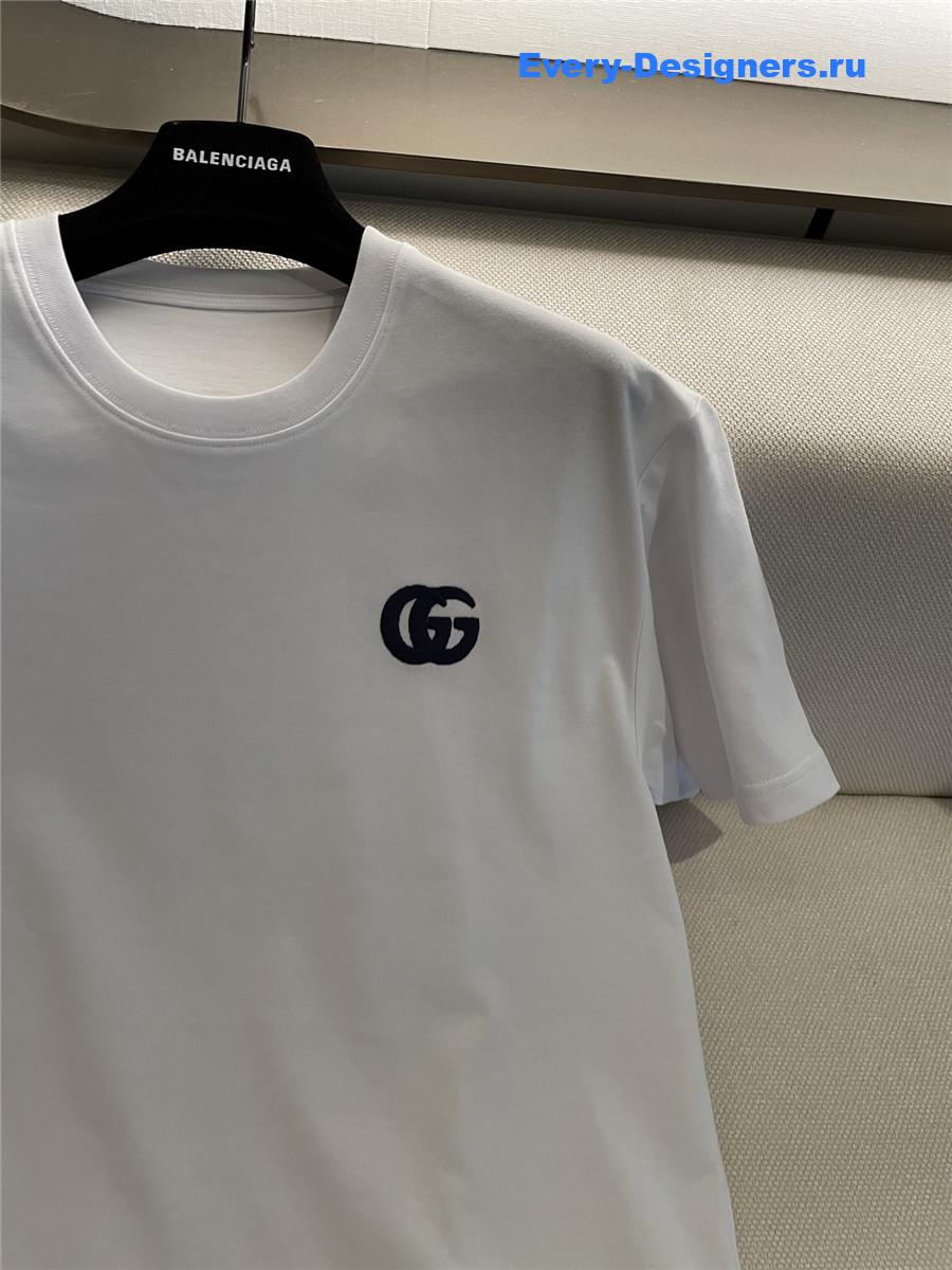 Gvc*1 embroidered logo t-shirt