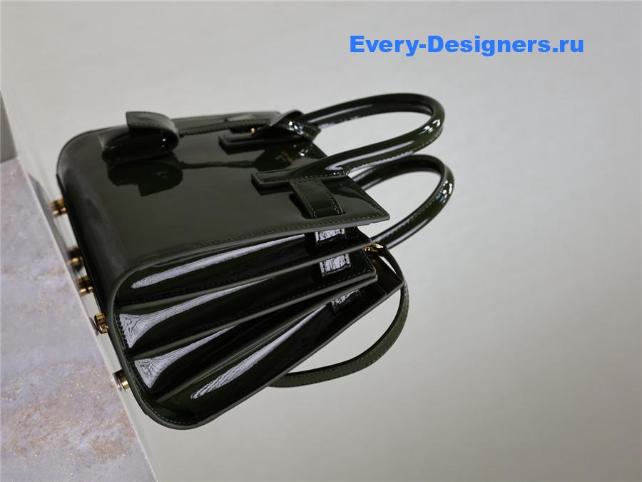 Sa1nt Lau*nt green sac de jour bag