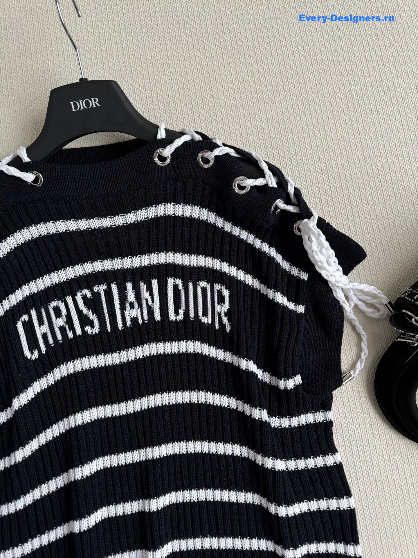 D10r knotted striped top