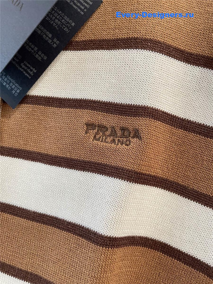 Pra*a brown knitted polo top