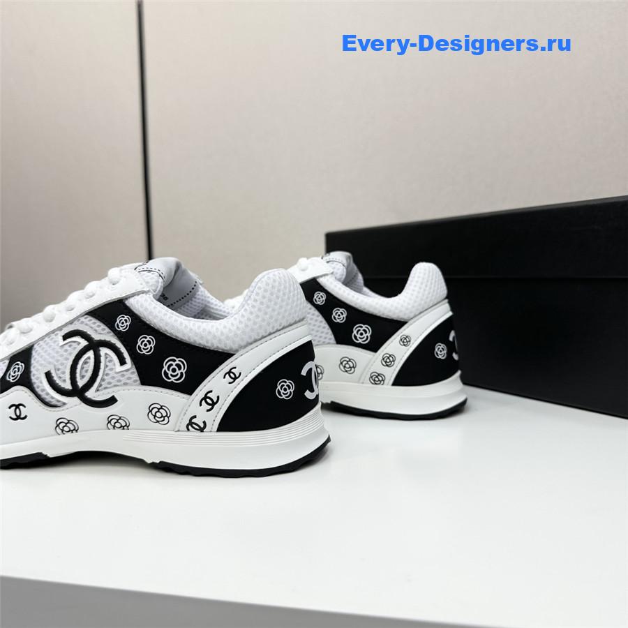 Ch**el cc logo white black sneaker