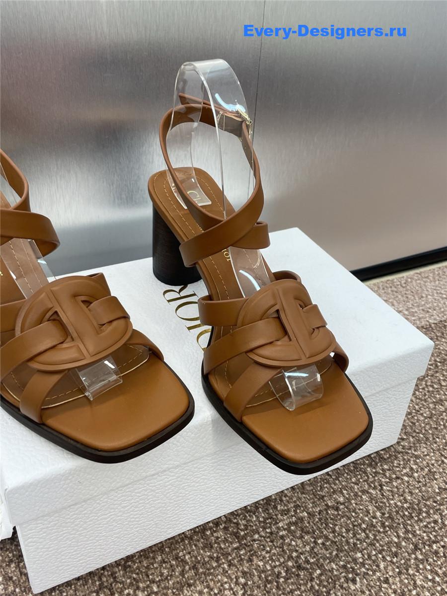 D10r d-club brown heeled sandal