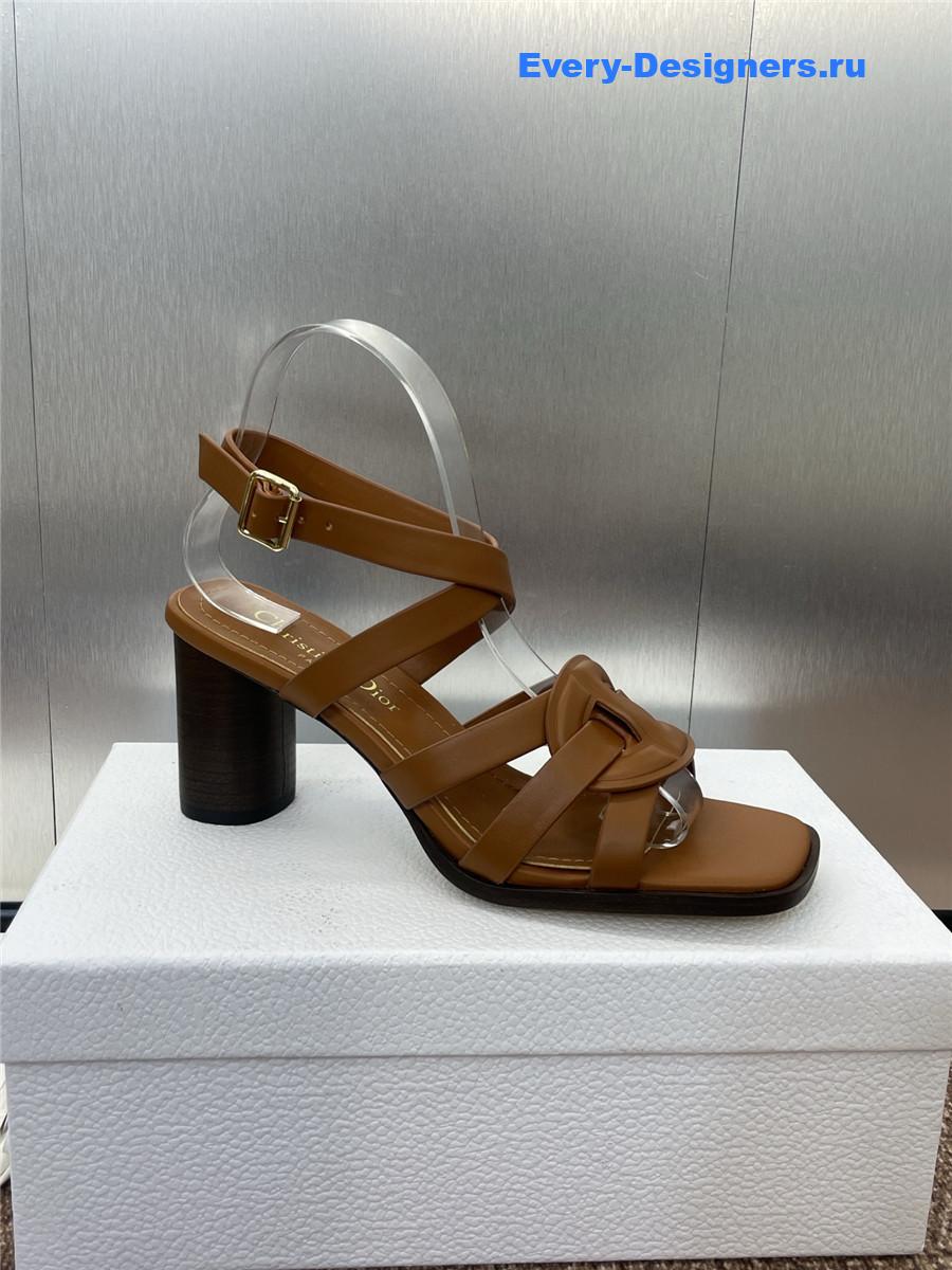 D10r d-club brown heeled sandal
